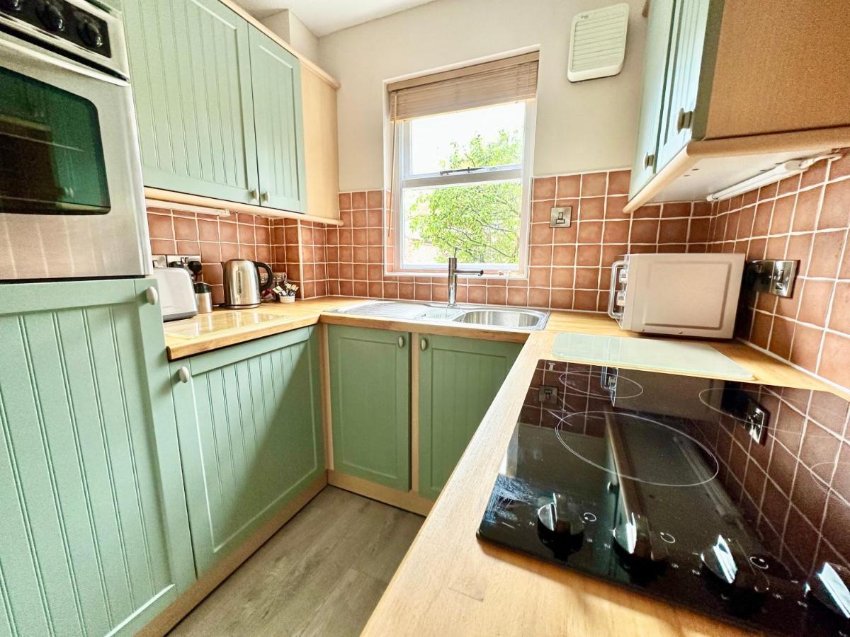 Cherry Blossom Cottage York Ngoại thất bức ảnh