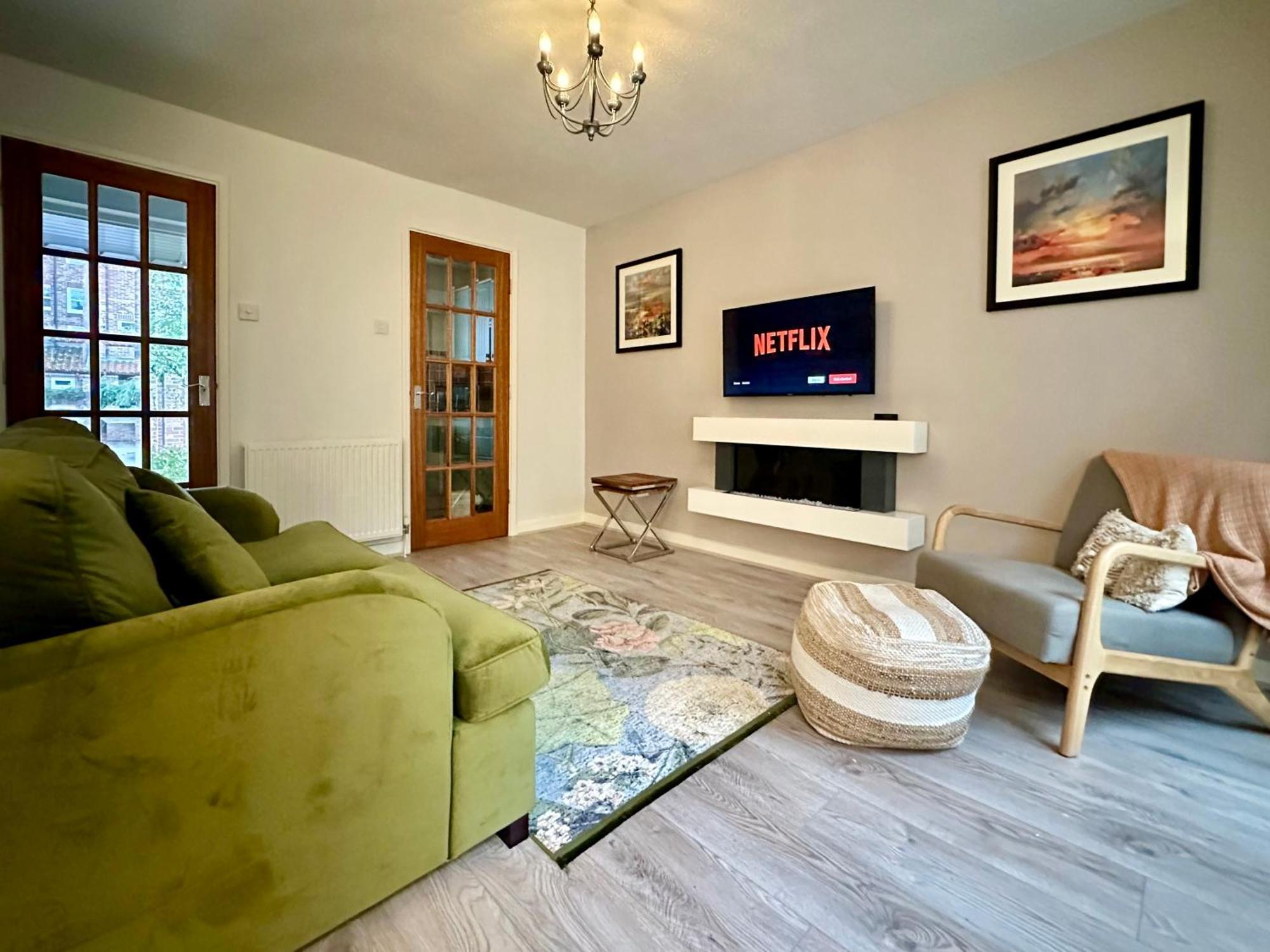 Cherry Blossom Cottage York Ngoại thất bức ảnh